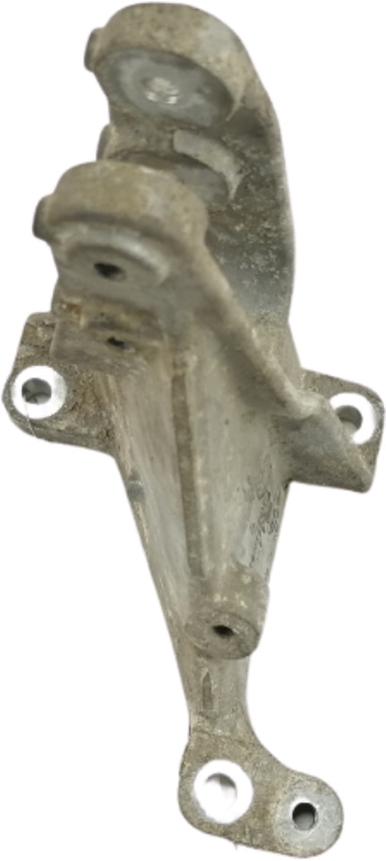 Mercedes-Benz Bracket A4710982739 - Keret/ Alváz - Teherautó: 2 kép. Mercedes-Benz Bracket A4710982739 - Keret/ Alváz - Teherautó: 2 kép.