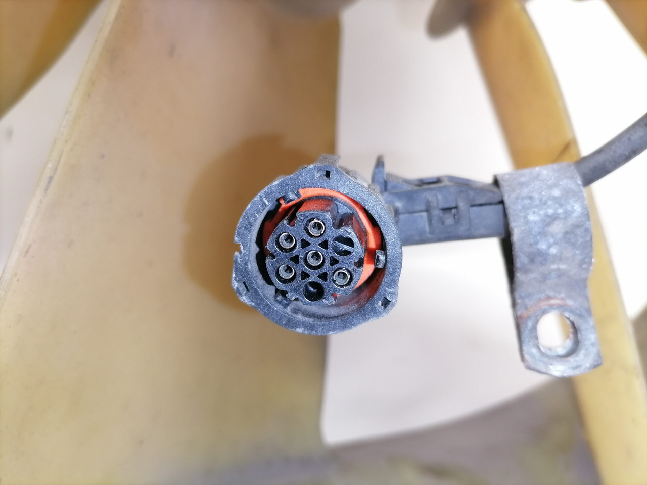 Mercedes-Benz Cooling fan A4702000422 - Ventilátor - Teherautó: 4 kép. Mercedes-Benz Cooling fan A4702000422 - Ventilátor - Teherautó: 4 kép.