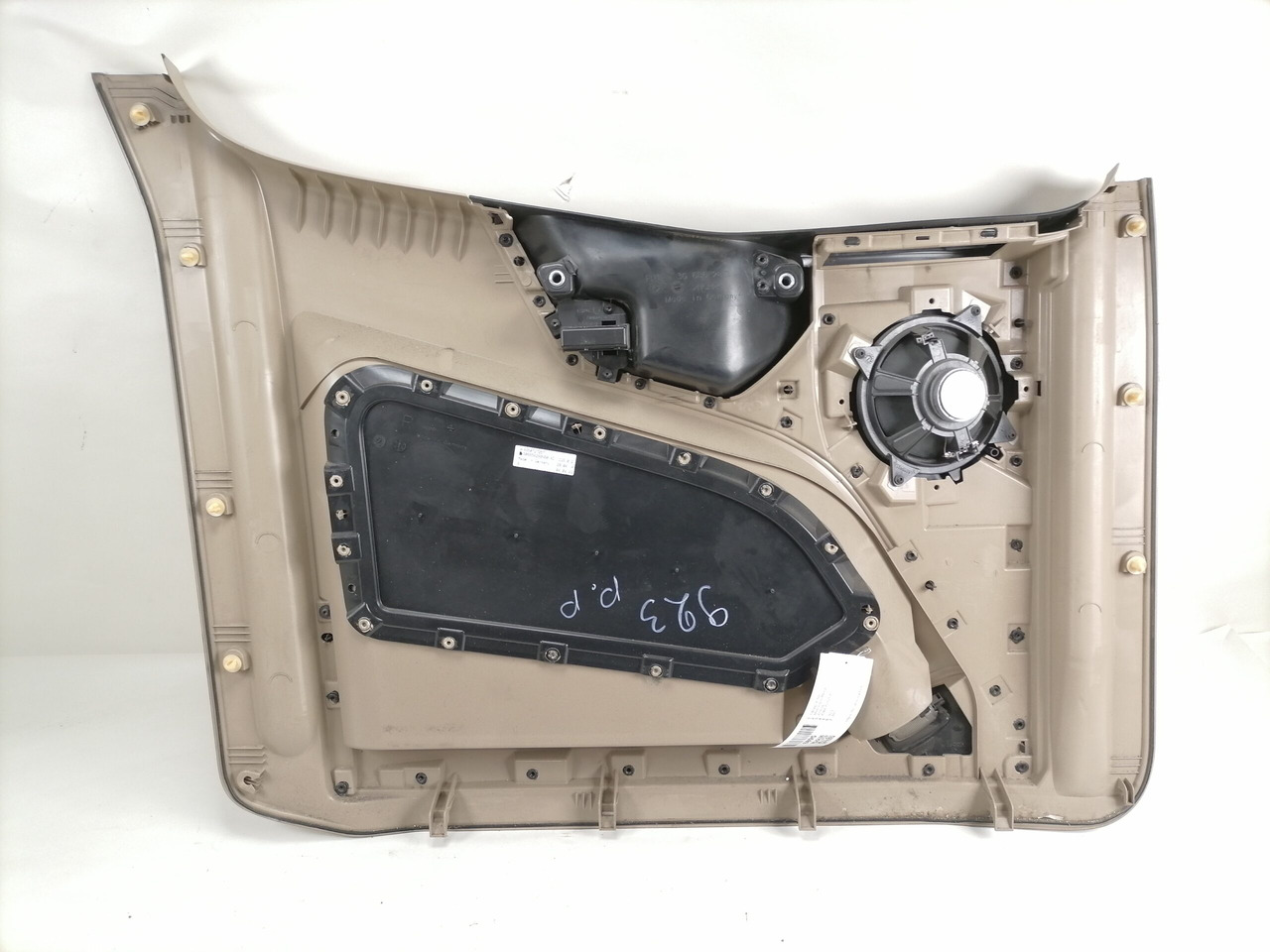 Mercedes-Benz Door trim panel A9607272571 - Ajtó és alkatrészek - Teherautó: 2 kép. Mercedes-Benz Door trim panel A9607272571 - Ajtó és alkatrészek - Teherautó: 2 kép.