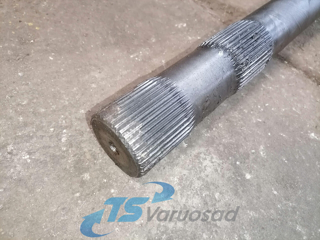 Mercedes-Benz Drive shaft A9483570101 - Féltengely - Teherautó: 3 kép. Mercedes-Benz Drive shaft A9483570101 - Féltengely - Teherautó: 3 kép.