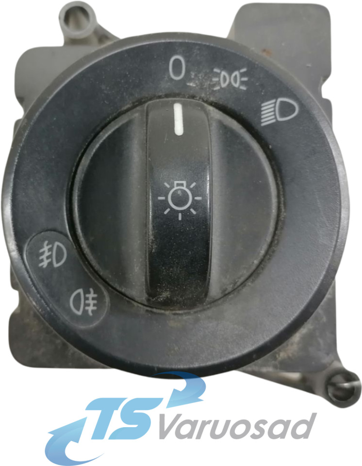 Mercedes-Benz Lüliti, esituled A9435450904 - Fülke - Teherautó: 1 kép. Mercedes-Benz Lüliti, esituled A9435450904 - Fülke - Teherautó: 1 kép.