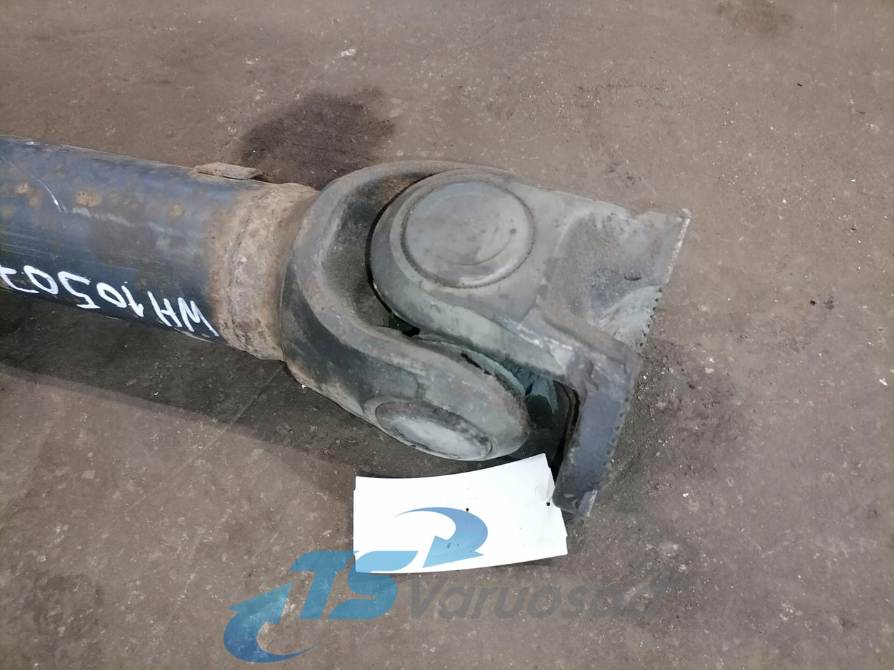 Mercedes-Benz Propeller shaft A6574101504 - Kardántengely - Teherautó: 3 kép. Mercedes-Benz Propeller shaft A6574101504 - Kardántengely - Teherautó: 3 kép.