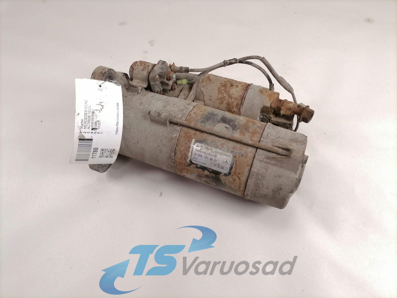 Mercedes-Benz Starter A0061516901 - Indítómotor - Teherautó: 1 kép. Mercedes-Benz Starter A0061516901 - Indítómotor - Teherautó: 1 kép.