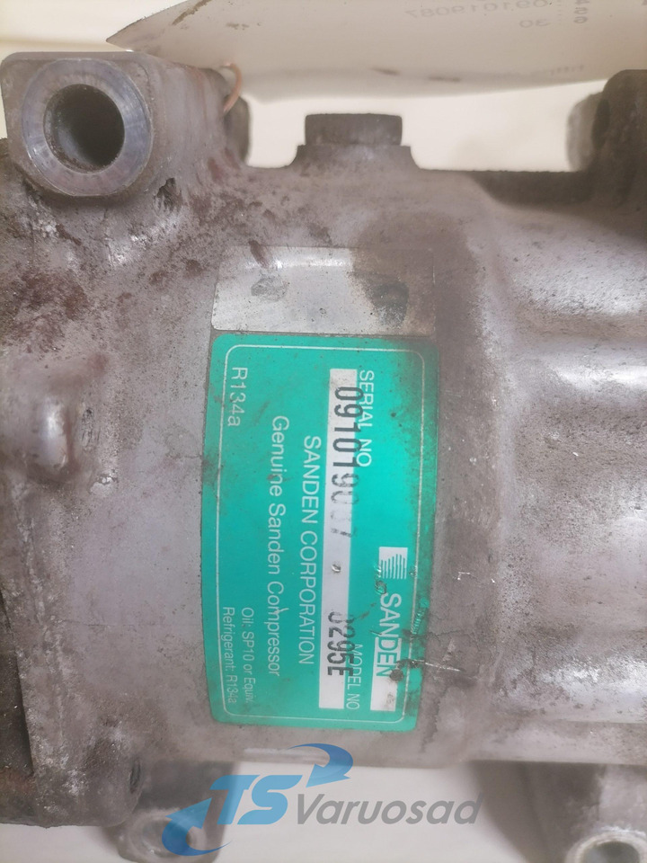 Scania A/C compressor 091019087 - Fűtés/ Szellőzés gep - Teherautó: 3 kép. Scania A/C compressor 091019087 - Fűtés/ Szellőzés gep - Teherautó: 3 kép.