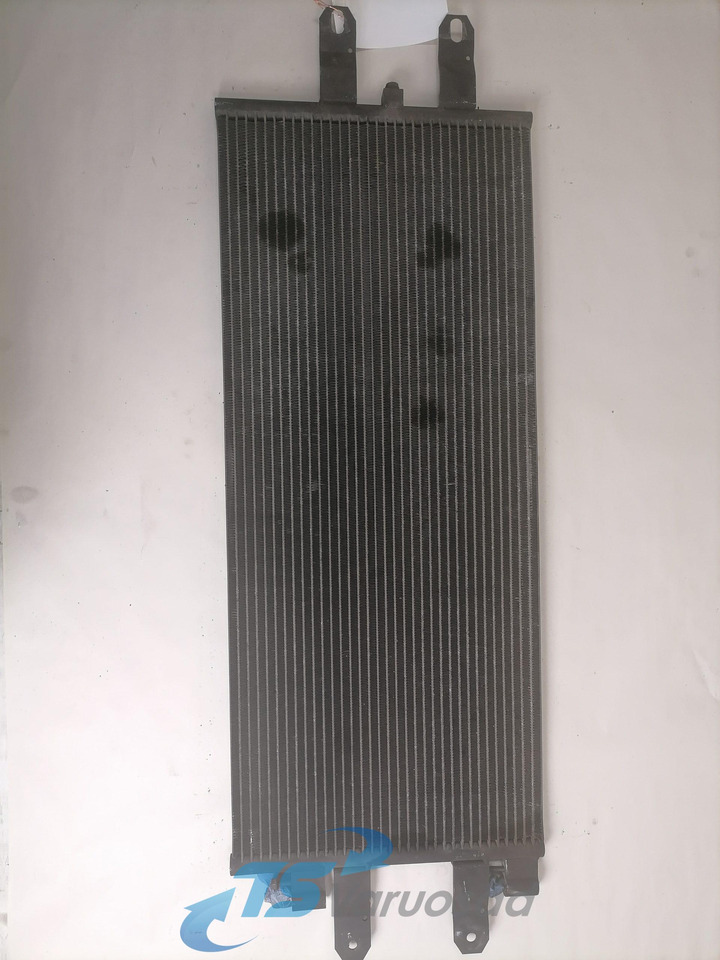 Scania A/C radiator 940440 - Fűtés/ Szellőzés gep - Teherautó: 2 kép. Scania A/C radiator 940440 - Fűtés/ Szellőzés gep - Teherautó: 2 kép.