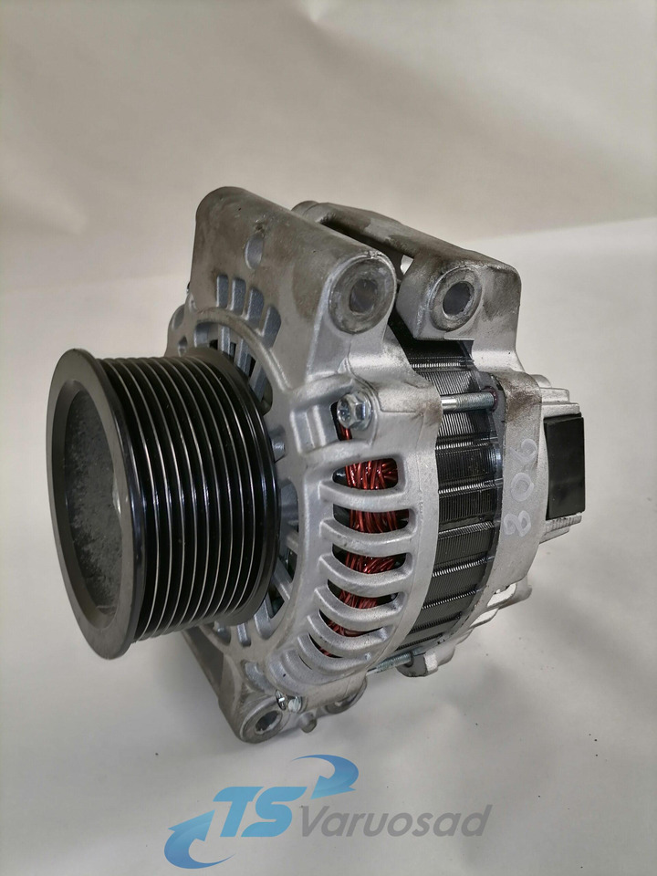 Scania Alternator 861298 - Generátor - Teherautó: 1 kép. Scania Alternator 861298 - Generátor - Teherautó: 1 kép.