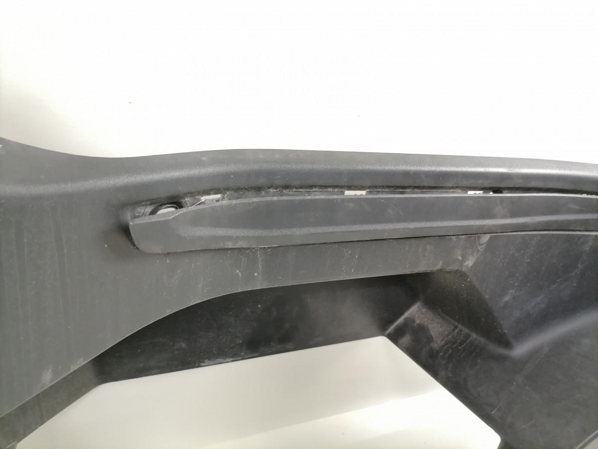 Scania Astmelaua plastik 2418447 - Lépcső - Teherautó: 2 kép. Scania Astmelaua plastik 2418447 - Lépcső - Teherautó: 2 kép.