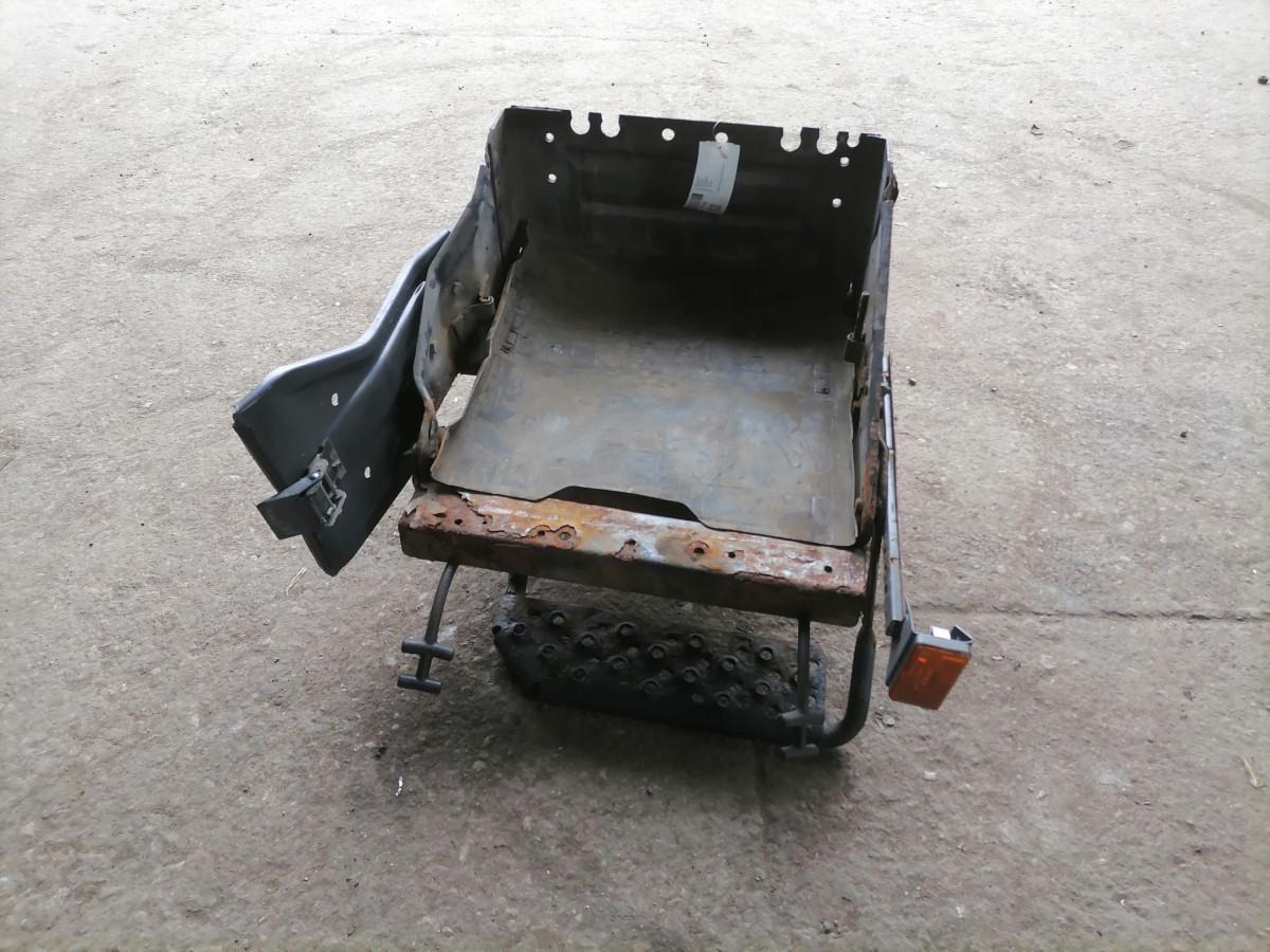 Scania Battery box 2140666 - Akkumulátor - Teherautó: 4 kép. Scania Battery box 2140666 - Akkumulátor - Teherautó: 4 kép.