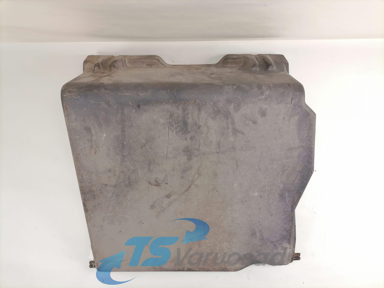 Scania Battery cover 1362693 - Akkumulátor - Teherautó: 4 kép. Scania Battery cover 1362693 - Akkumulátor - Teherautó: 4 kép.