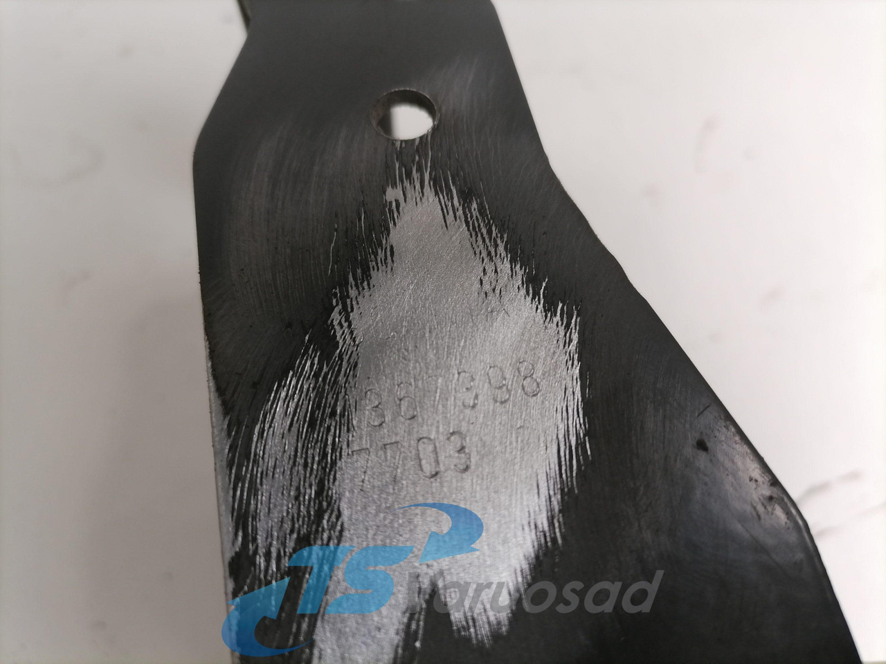 Scania Bracket 1367398 - Keret/ Alváz - Teherautó: 5 kép. Scania Bracket 1367398 - Keret/ Alváz - Teherautó: 5 kép.