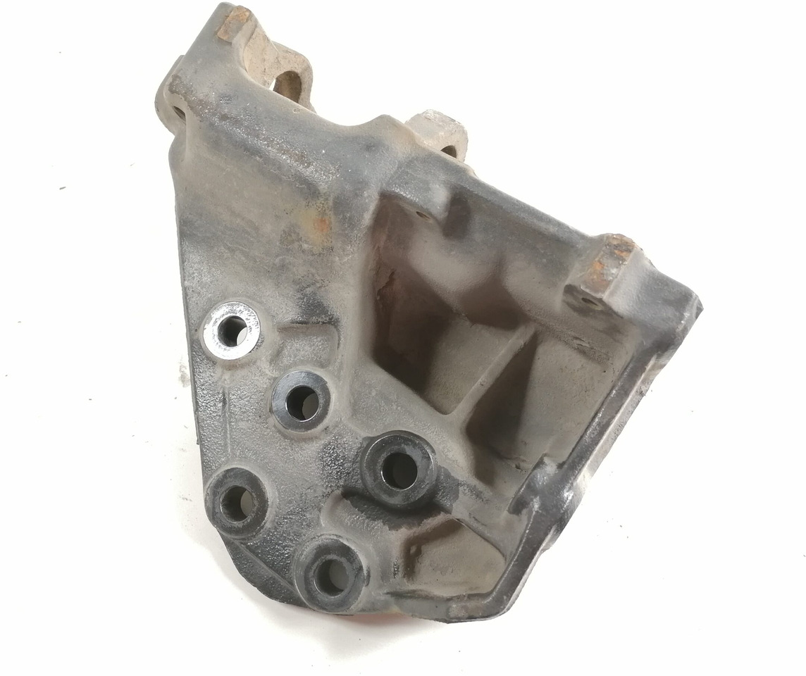 Scania Bracket 1413644 - Keret/ Alváz - Teherautó: 2 kép. Scania Bracket 1413644 - Keret/ Alváz - Teherautó: 2 kép.
