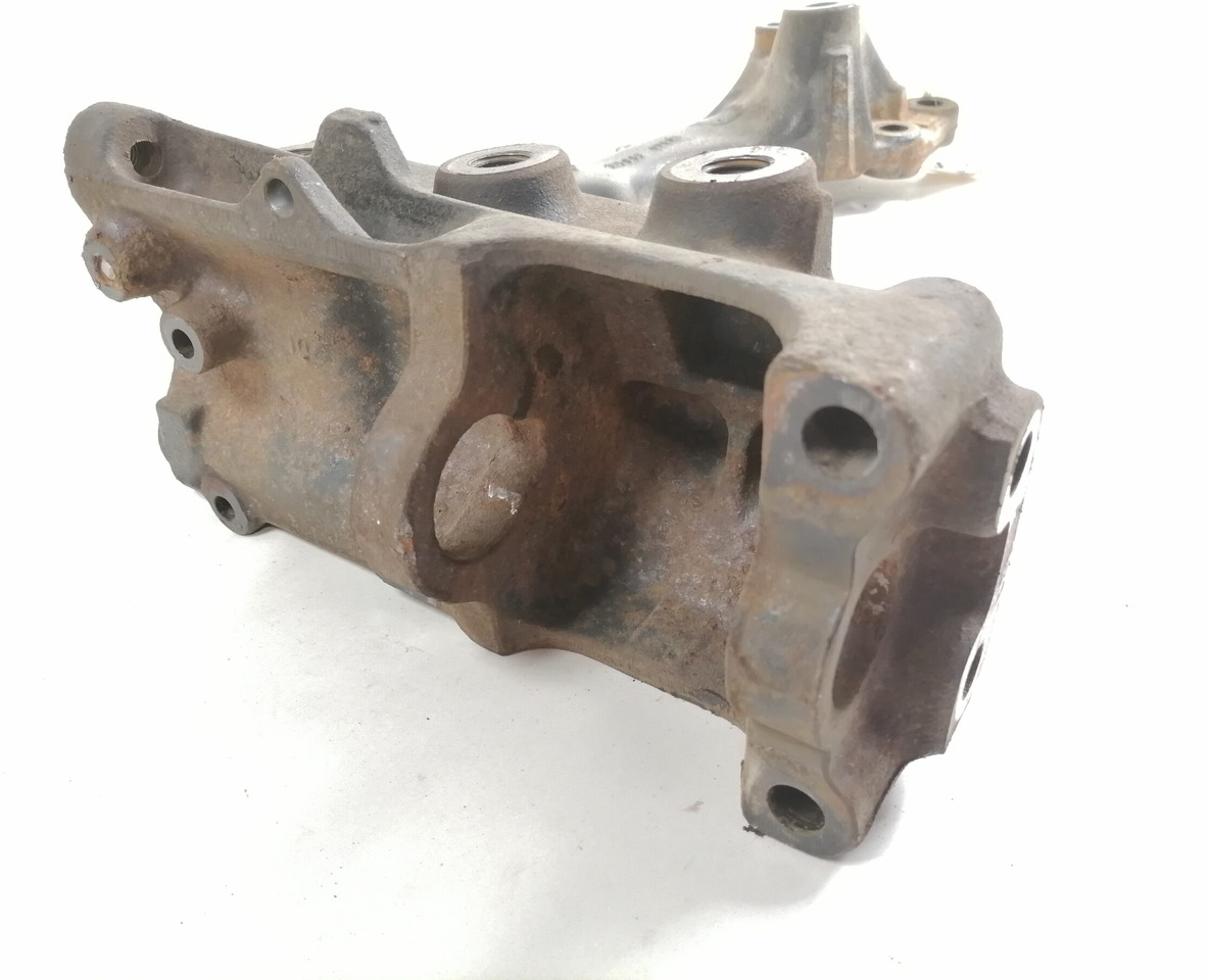 Scania Bracket 1413725 - Keret/ Alváz - Teherautó: 2 kép. Scania Bracket 1413725 - Keret/ Alváz - Teherautó: 2 kép.