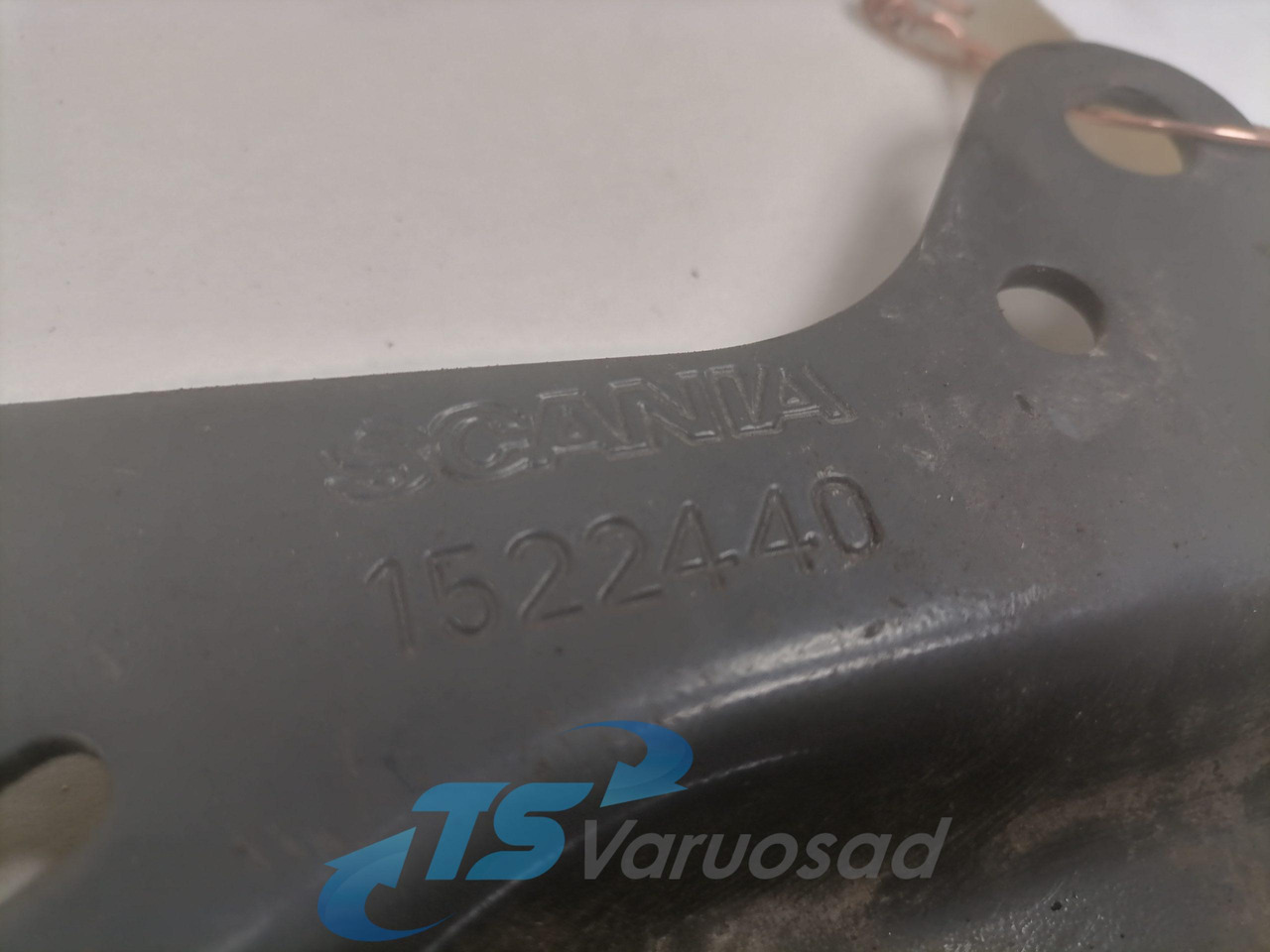 Scania Bracket 1522440 - Keret/ Alváz - Teherautó: 3 kép. Scania Bracket 1522440 - Keret/ Alváz - Teherautó: 3 kép.