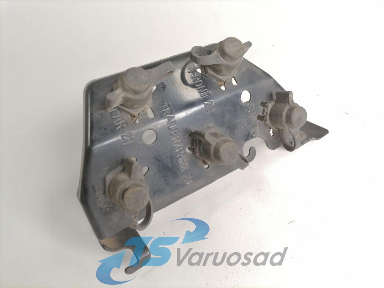 Scania Bracket 1722911 - Keret/ Alváz - Teherautó: 1 kép. Scania Bracket 1722911 - Keret/ Alváz - Teherautó: 1 kép.