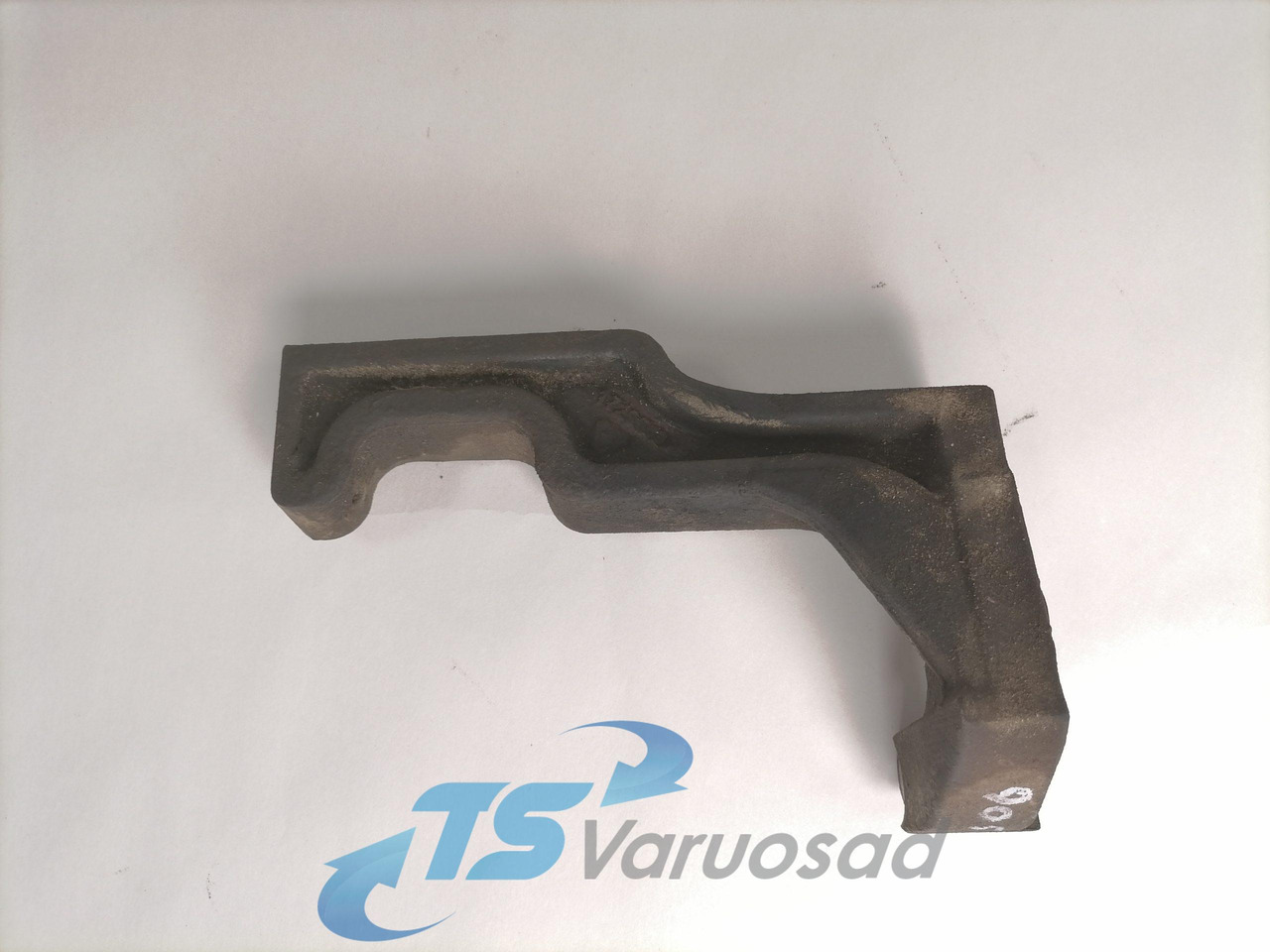 Scania Bracket 1729663 - Keret/ Alváz - Teherautó: 1 kép. Scania Bracket 1729663 - Keret/ Alváz - Teherautó: 1 kép.