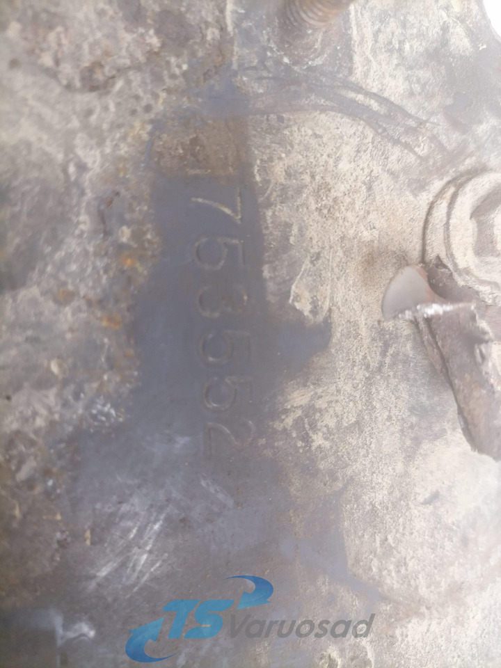 Scania Bracket 1753352 - Keret/ Alváz - Teherautó: 2 kép. Scania Bracket 1753352 - Keret/ Alváz - Teherautó: 2 kép.