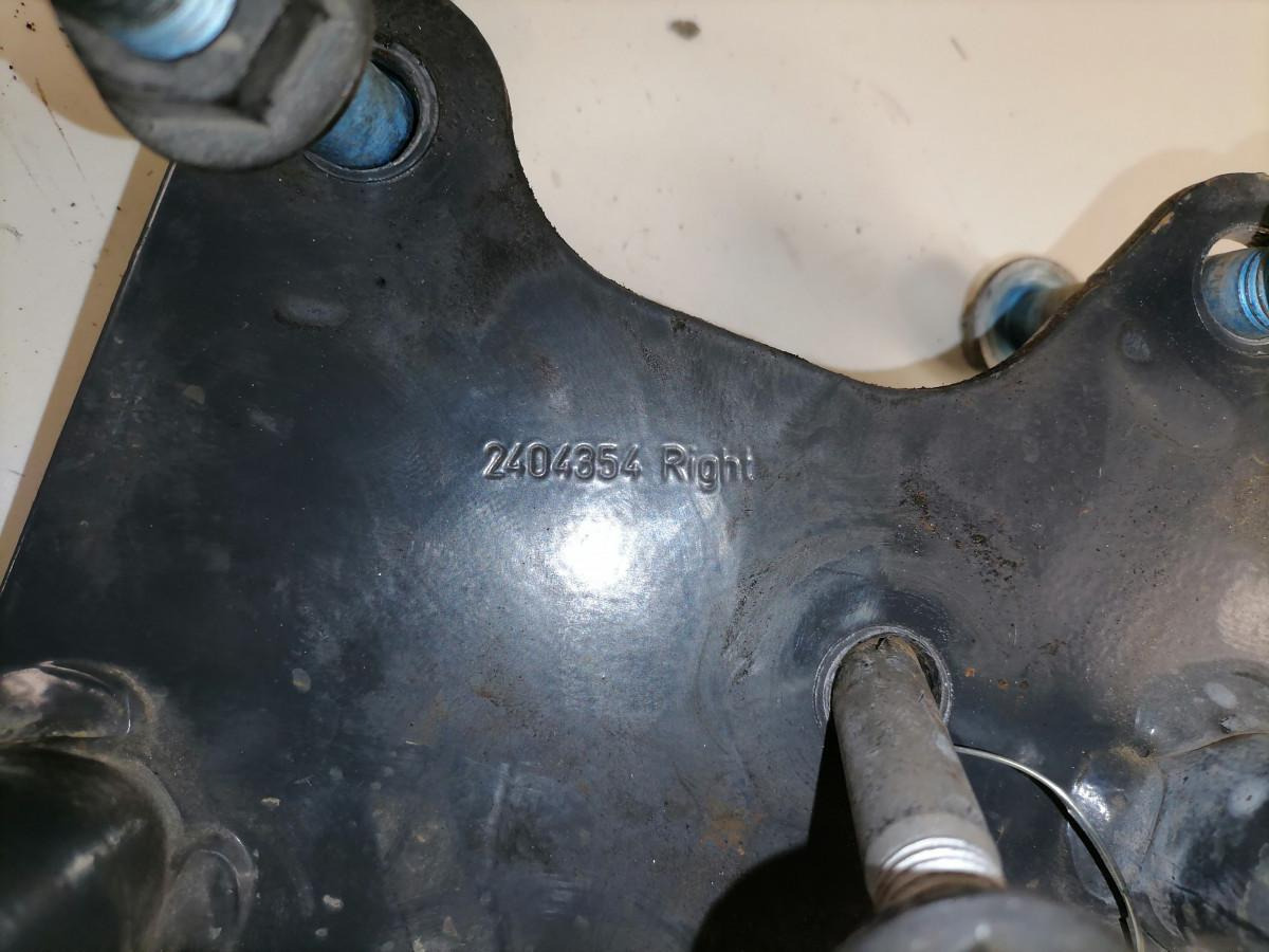 Scania Bracket 2404354 - Keret/ Alváz - Teherautó: 4 kép. Scania Bracket 2404354 - Keret/ Alváz - Teherautó: 4 kép.