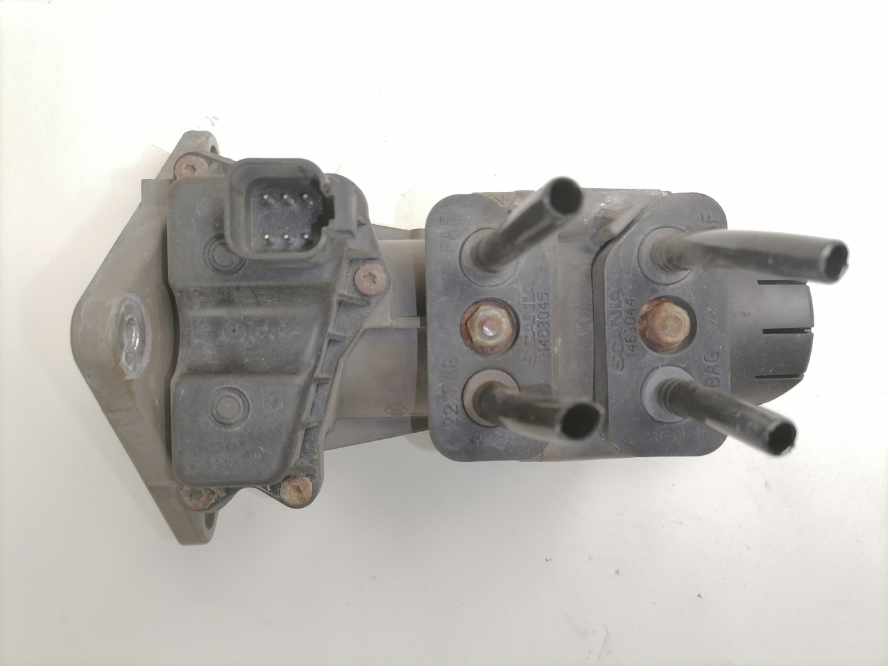 Scania Brake pressure control 1942899 - Fékszelep - Teherautó: 3 kép. Scania Brake pressure control 1942899 - Fékszelep - Teherautó: 3 kép.