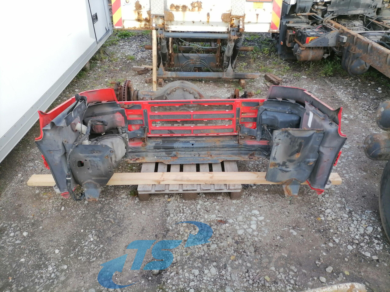 Scania Bumper 1731206 - Lökhárító - Teherautó: 2 kép. Scania Bumper 1731206 - Lökhárító - Teherautó: 2 kép.