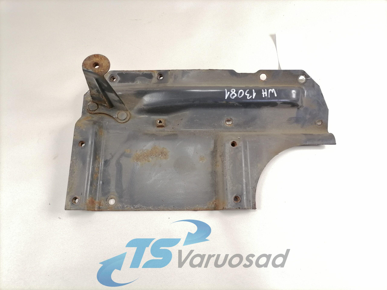 Scania Bumper bracket 1431583 - Lökhárító - Teherautó: 2 kép. Scania Bumper bracket 1431583 - Lökhárító - Teherautó: 2 kép.