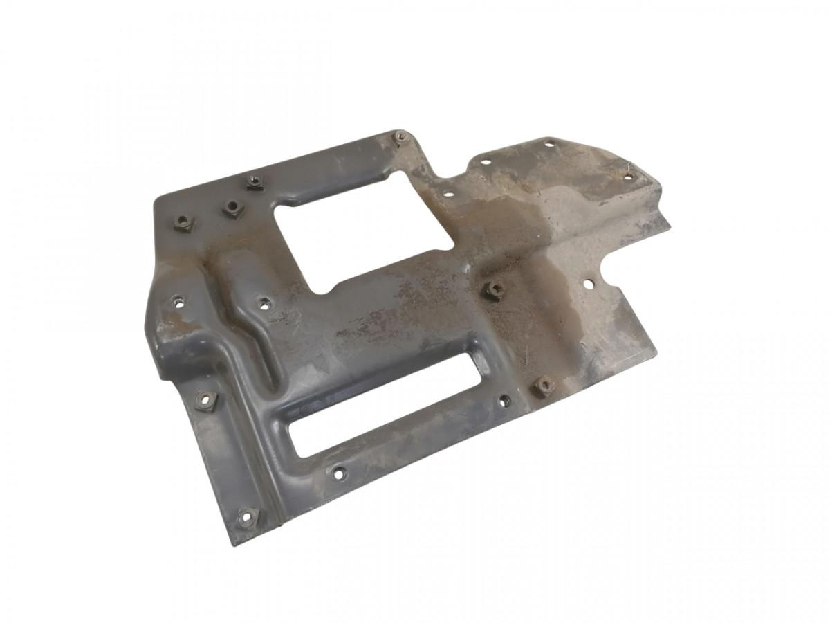 Scania Bumper bracket 1915256 - Lökhárító - Teherautó: 1 kép. Scania Bumper bracket 1915256 - Lökhárító - Teherautó: 1 kép.