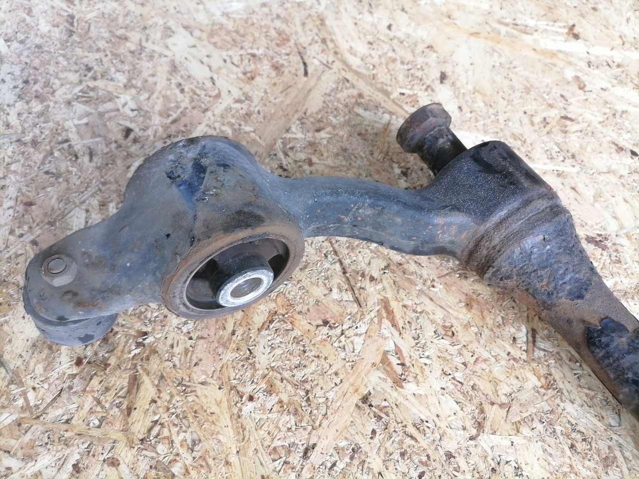 Scania Cab anti-roll bar 1768270 - Fülke felfüggesztés - Teherautó: 3 kép. Scania Cab anti-roll bar 1768270 - Fülke felfüggesztés - Teherautó: 3 kép.