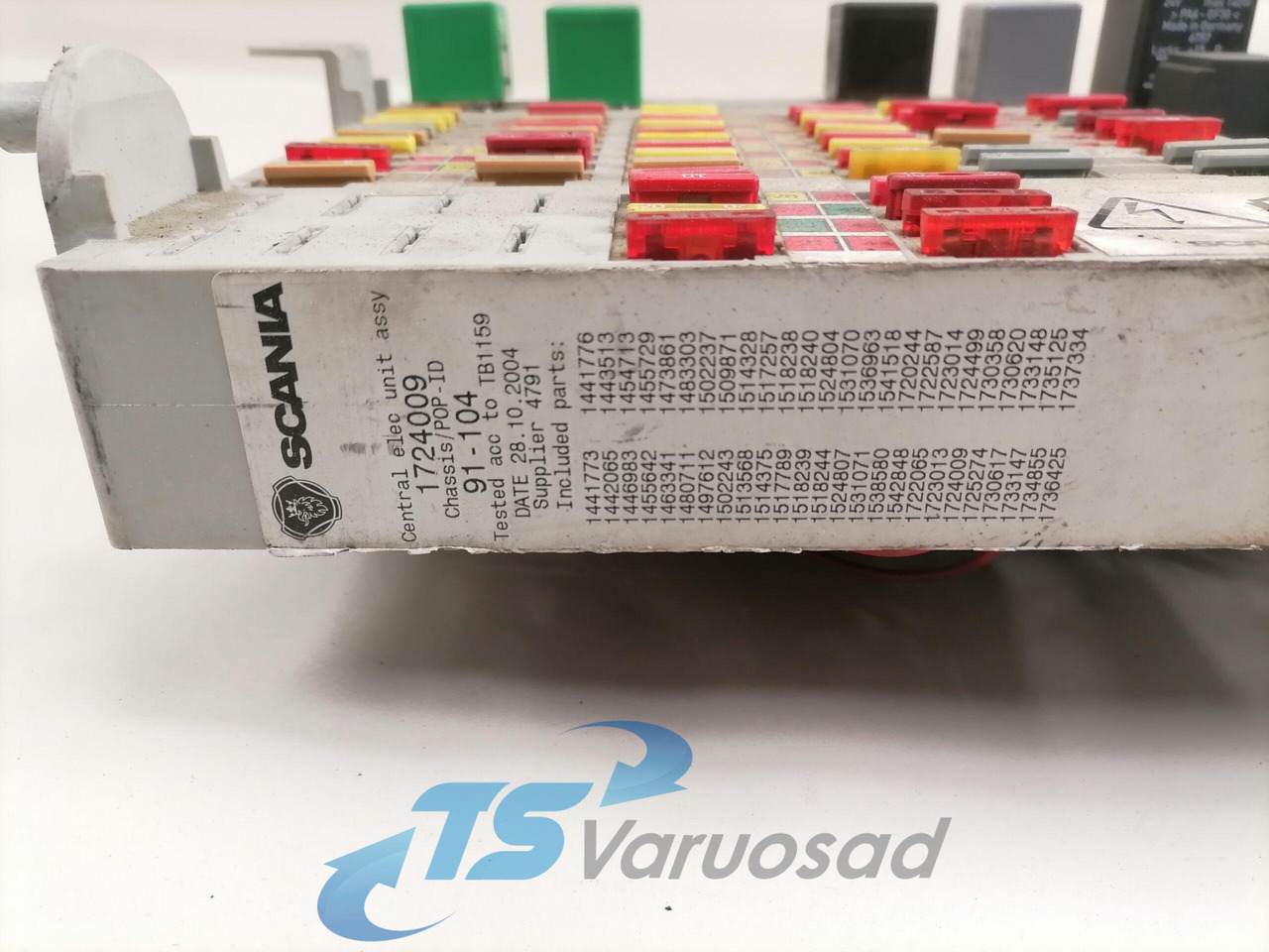 Scania Central electric unit 1775796 - Biztosíték - Teherautó: 3 kép. Scania Central electric unit 1775796 - Biztosíték - Teherautó: 3 kép.