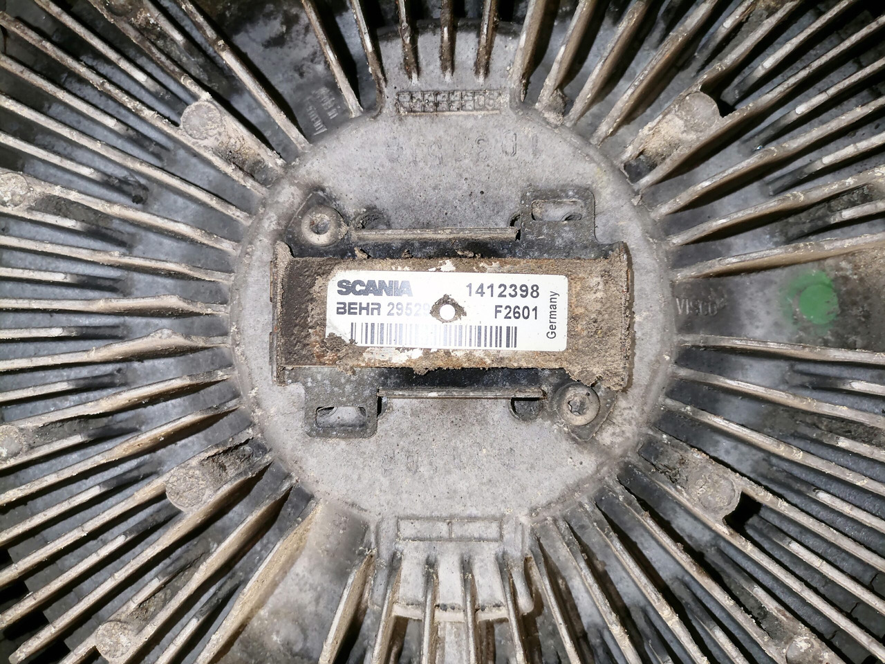 Scania Cooling fan 1412398 - Ventilátor - Teherautó: 3 kép. Scania Cooling fan 1412398 - Ventilátor - Teherautó: 3 kép.