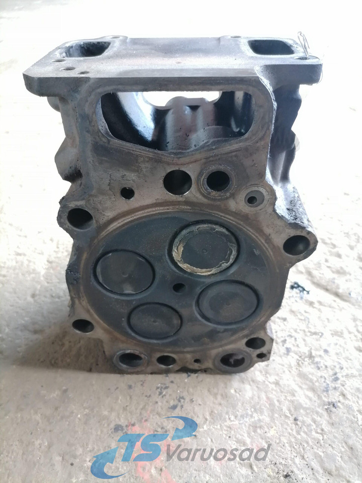 Scania Cylinder head, XPI 1874583 - Motor fej - Teherautó: 2 kép. Scania Cylinder head, XPI 1874583 - Motor fej - Teherautó: 2 kép.