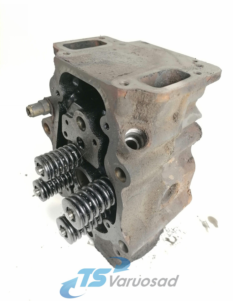 Scania Cylinder head, XPI 1921303 - Motor fej - Teherautó: 1 kép. Scania Cylinder head, XPI 1921303 - Motor fej - Teherautó: 1 kép.