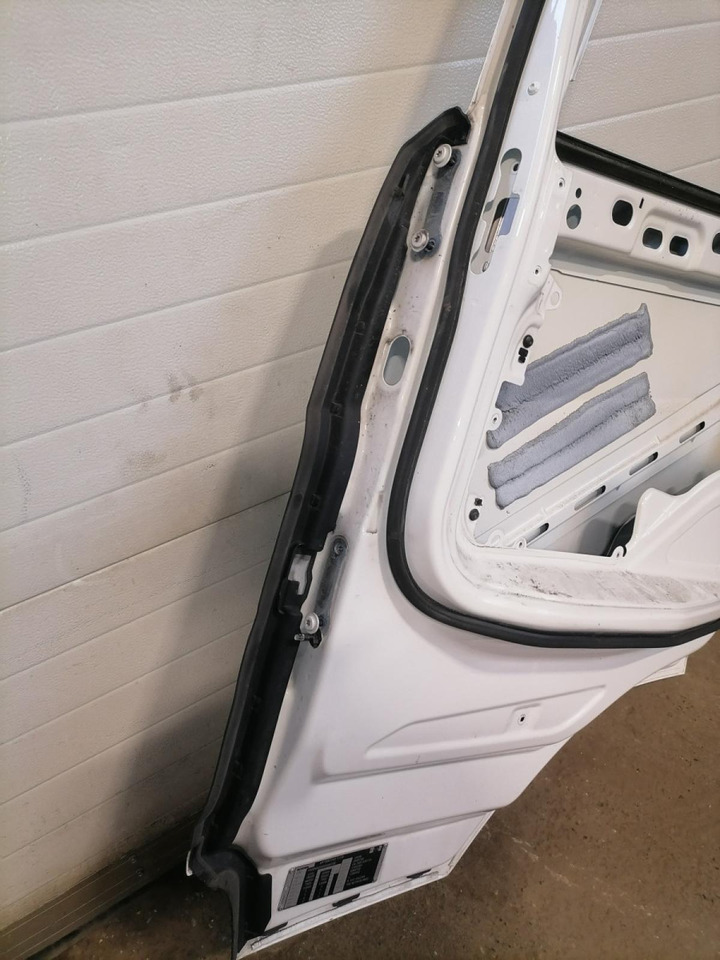 Scania Door 2653997 - Ajtó és alkatrészek - Teherautó: 4 kép. Scania Door 2653997 - Ajtó és alkatrészek - Teherautó: 4 kép.