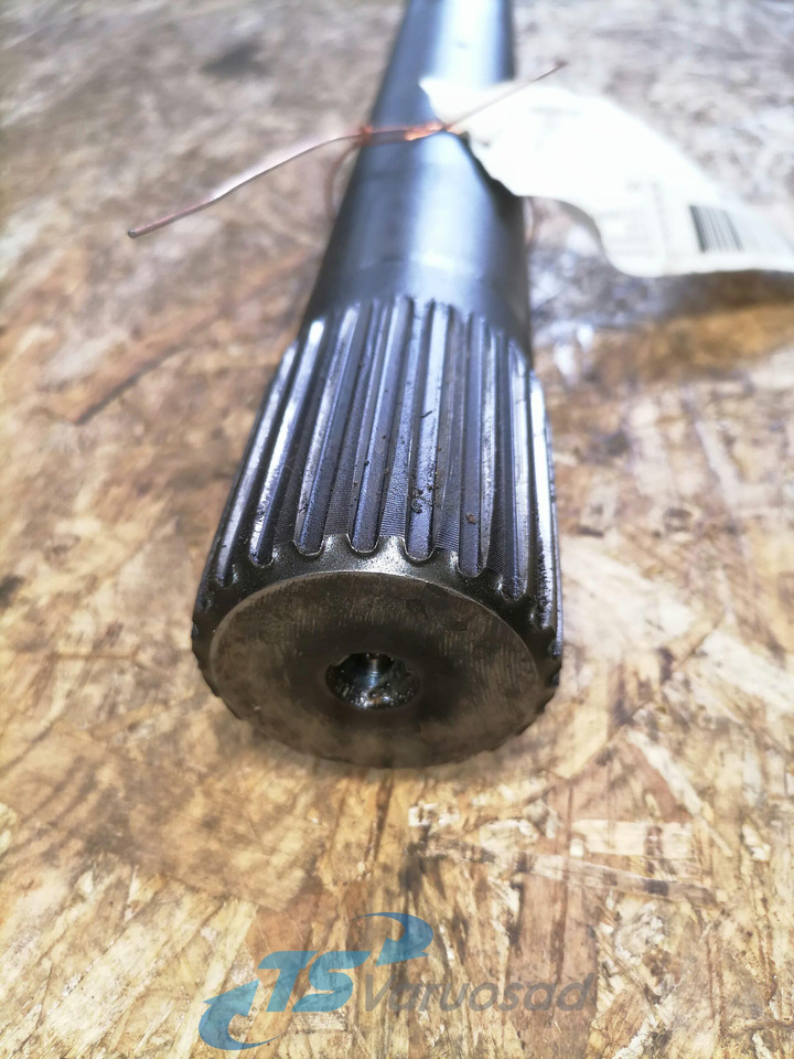Scania Drive shaft 1315681 - Féltengely - Teherautó: 4 kép. Scania Drive shaft 1315681 - Féltengely - Teherautó: 4 kép.