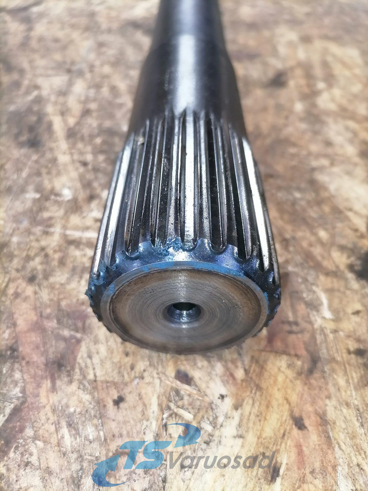 Scania Drive shaft 1368176 - Féltengely - Teherautó: 3 kép. Scania Drive shaft 1368176 - Féltengely - Teherautó: 3 kép.