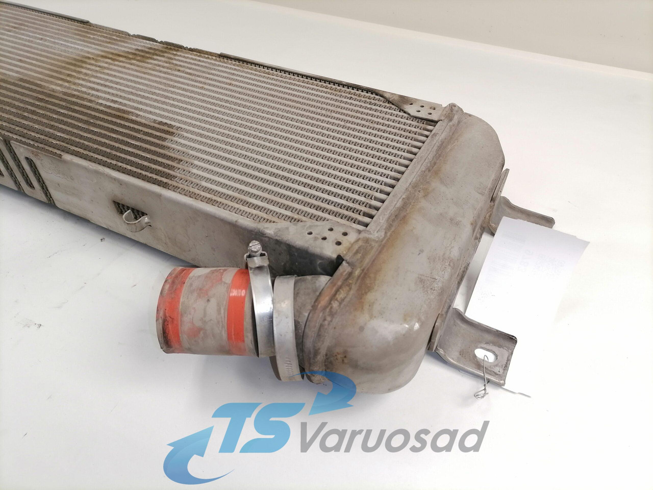 EGR hűtő - Teherautó Scania EGR radiator 1785348: 6 kép. EGR hűtő - Teherautó Scania EGR radiator 1785348: 6 kép.