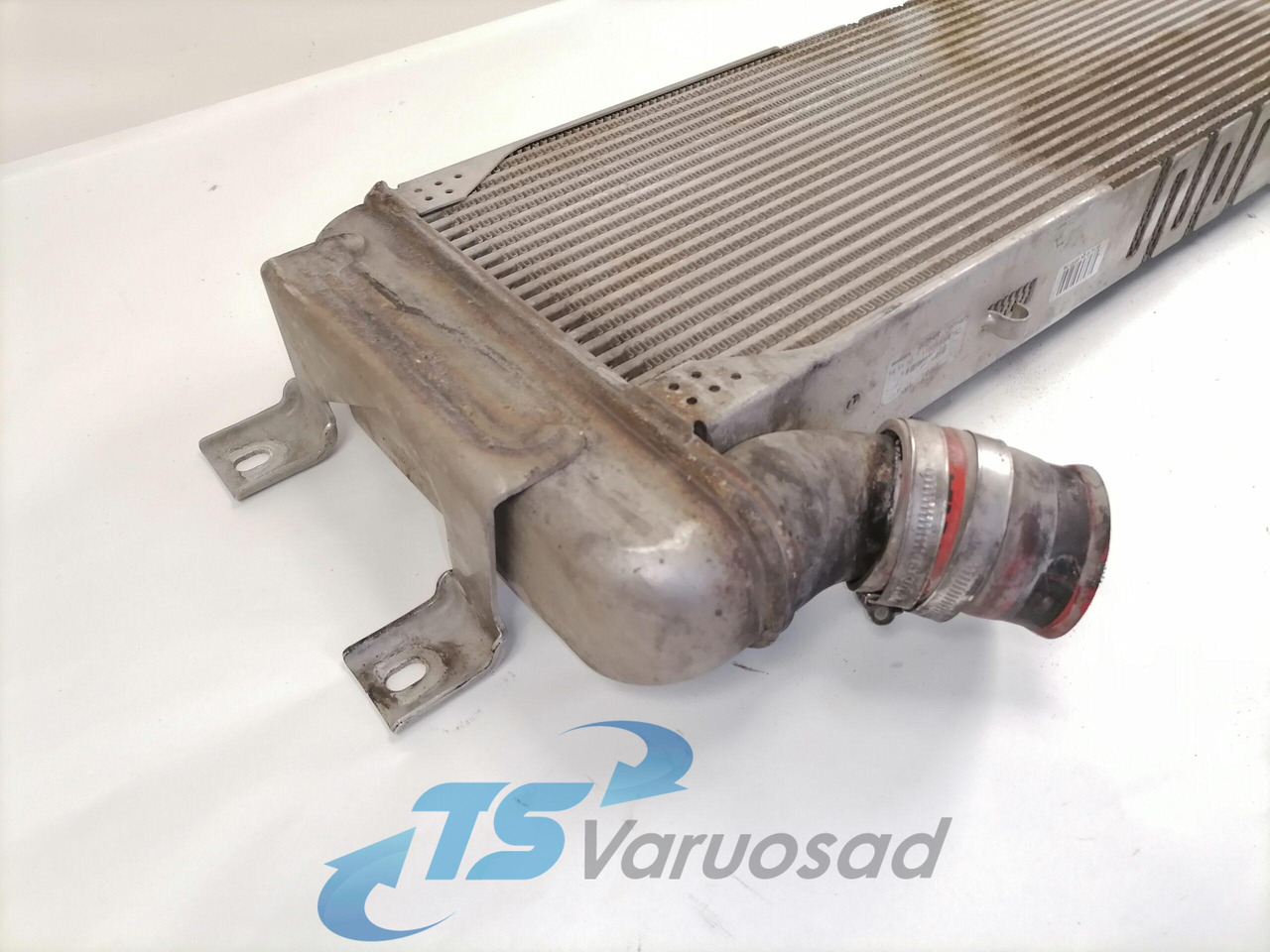 Scania EGR radiator 1785348 - EGR hűtő - Teherautó: 5 kép. Scania EGR radiator 1785348 - EGR hűtő - Teherautó: 5 kép.