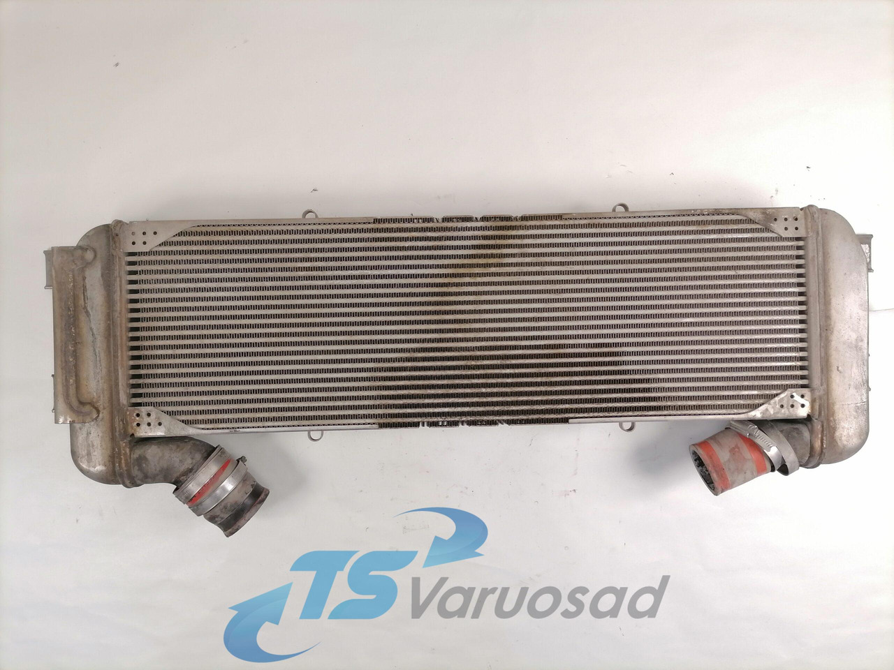 Scania EGR radiator 1785348 - EGR hűtő - Teherautó: 2 kép. Scania EGR radiator 1785348 - EGR hűtő - Teherautó: 2 kép.