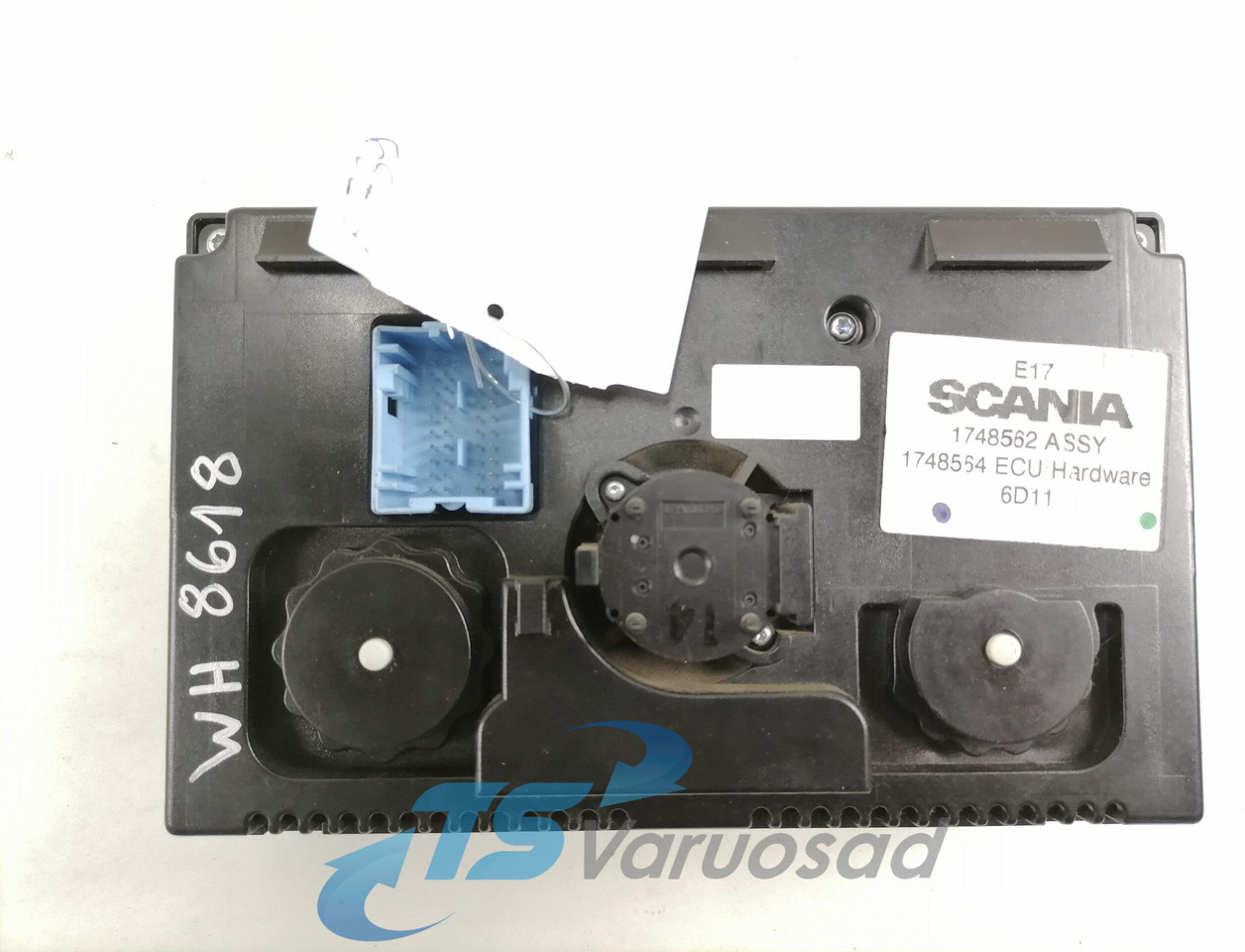 Scania Ecu, CCM 1748562 - Fűtés/ Szellőzés gep - Teherautó: 3 kép. Scania Ecu, CCM 1748562 - Fűtés/ Szellőzés gep - Teherautó: 3 kép.
