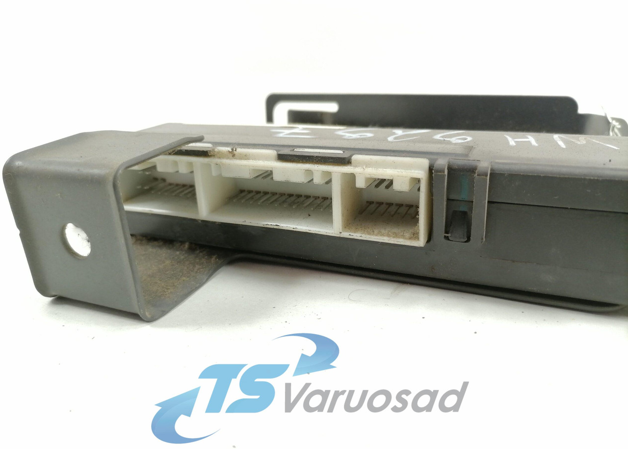 Scania Ecu, LAS 1728357 - ECU - Teherautó: 2 kép. Scania Ecu, LAS 1728357 - ECU - Teherautó: 2 kép.