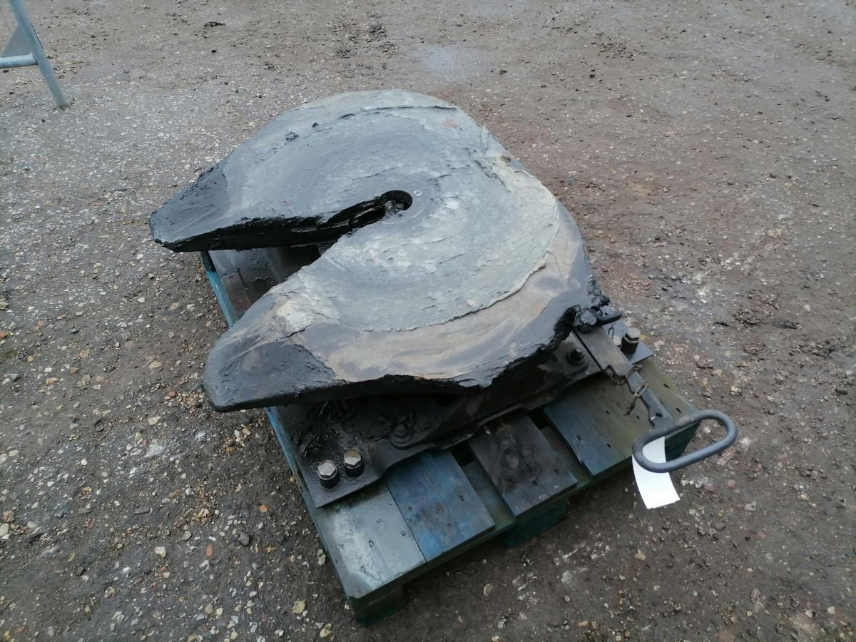 Scania Fifht wheel 1361874 - Nyereg - Teherautó: 2 kép. Scania Fifht wheel 1361874 - Nyereg - Teherautó: 2 kép.