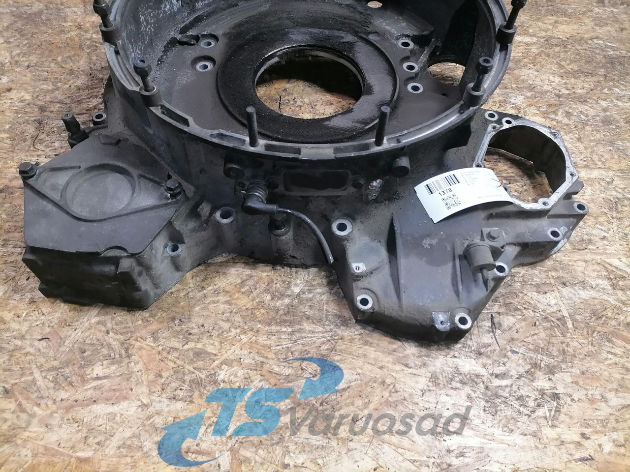 Scania Flywheel housing 1793662 - Lendkerék - Teherautó: 4 kép. Scania Flywheel housing 1793662 - Lendkerék - Teherautó: 4 kép.