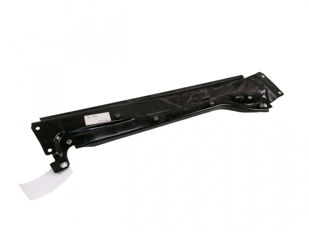 Scania Frame 2045007 - Ajtó és alkatrészek - Teherautó: 1 kép. Scania Frame 2045007 - Ajtó és alkatrészek - Teherautó: 1 kép.