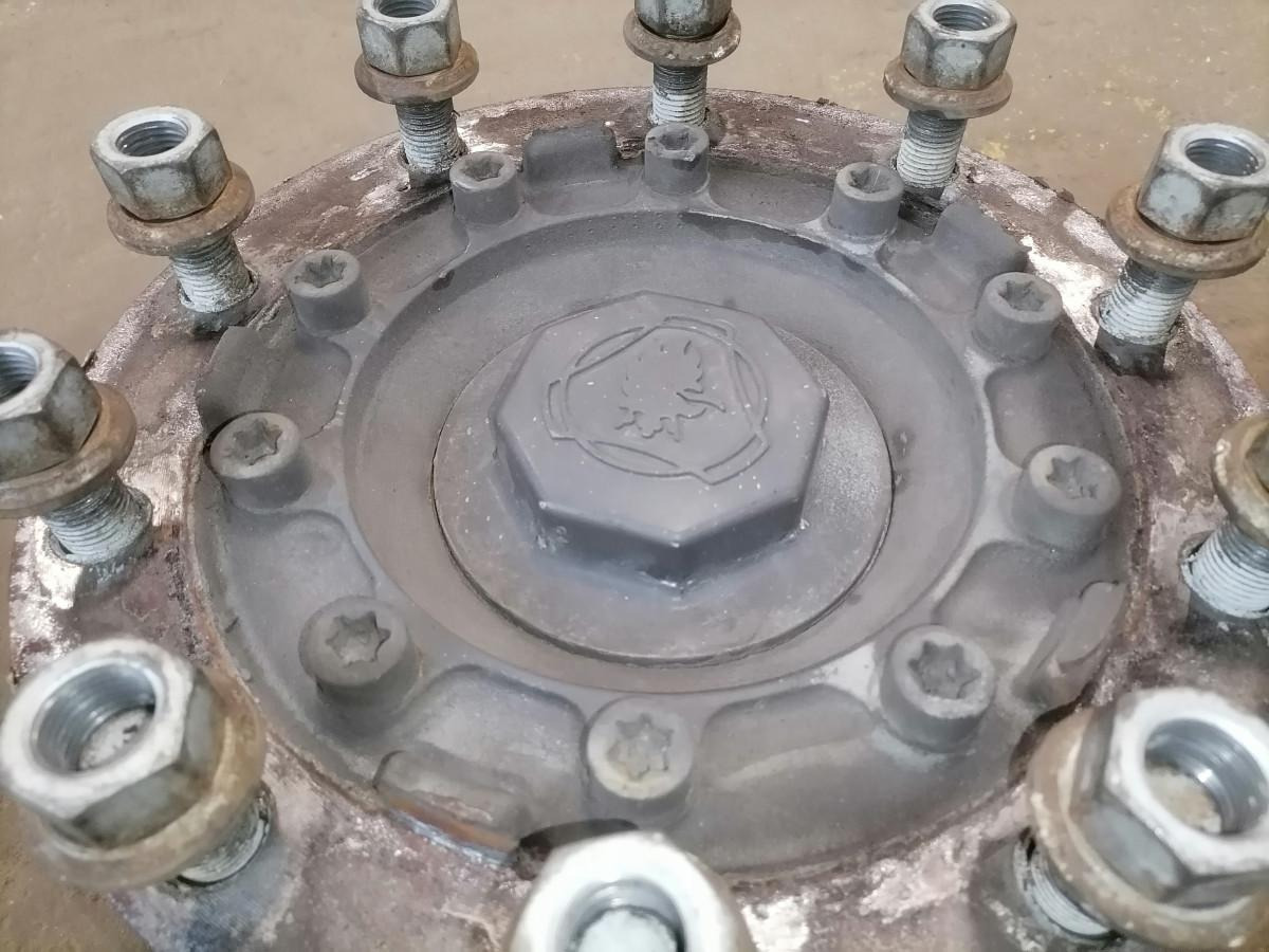 Scania Front hub 2296959 - Szabadonfutó agy - Teherautó: 3 kép. Scania Front hub 2296959 - Szabadonfutó agy - Teherautó: 3 kép.