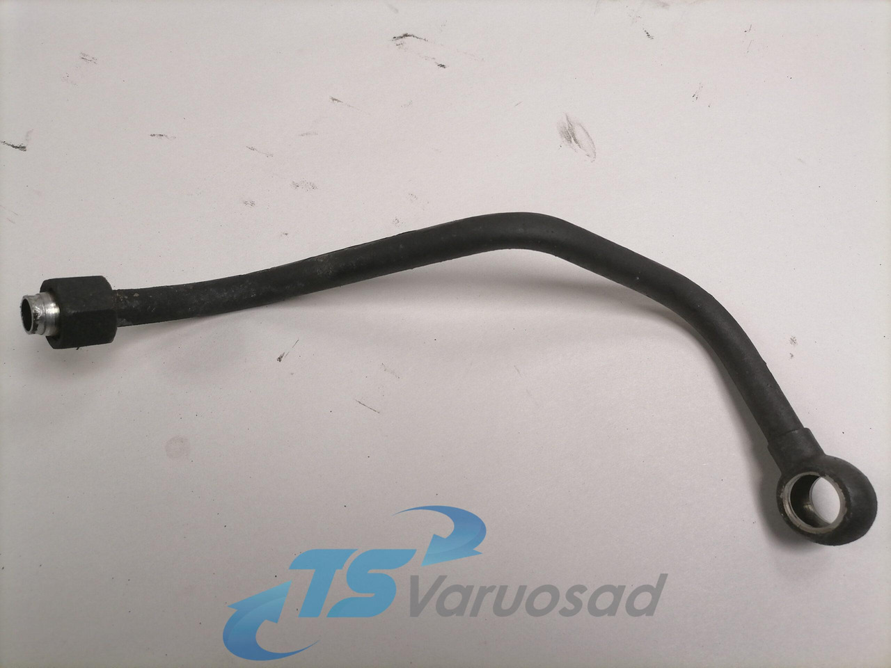 Scania Fuel pipe 1812955 - Üzemanyagrendszer - Teherautó: 1 kép. Scania Fuel pipe 1812955 - Üzemanyagrendszer - Teherautó: 1 kép.