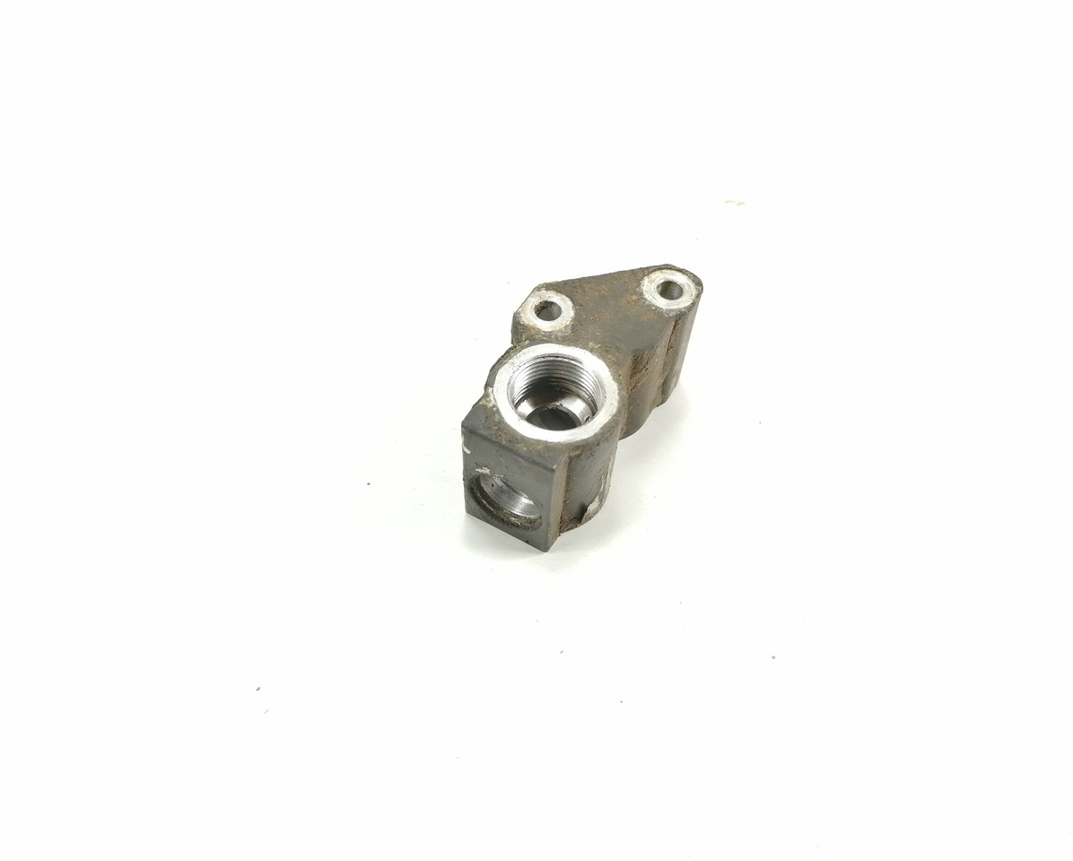 Scania Fuel valve 1513685 - Üzemanyagrendszer - Teherautó: 2 kép. Scania Fuel valve 1513685 - Üzemanyagrendszer - Teherautó: 2 kép.