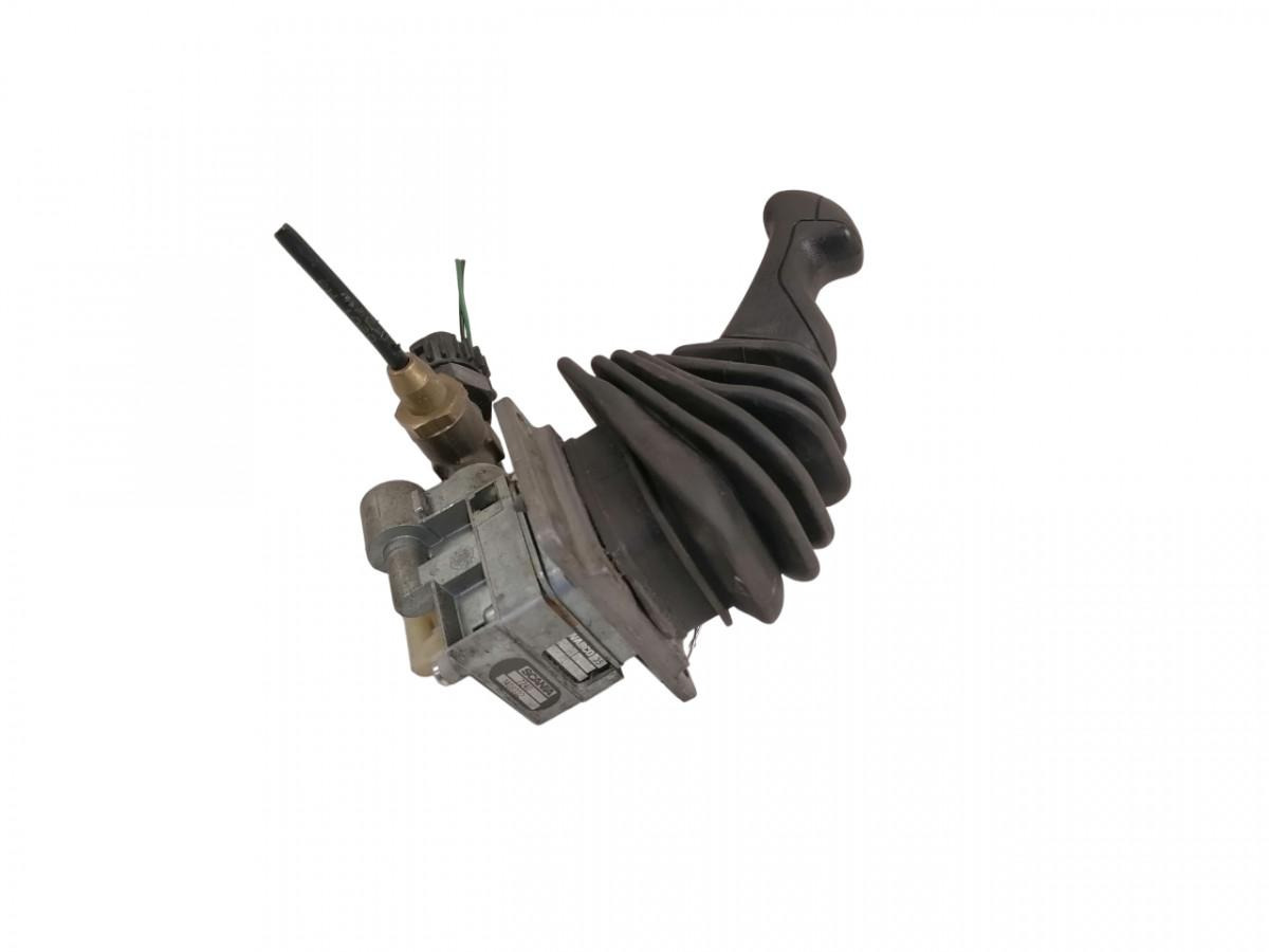 Scania Handbrake control lever 1408332 - Univerzális alkatrész - Teherautó: 1 kép. Scania Handbrake control lever 1408332 - Univerzális alkatrész - Teherautó: 1 kép.