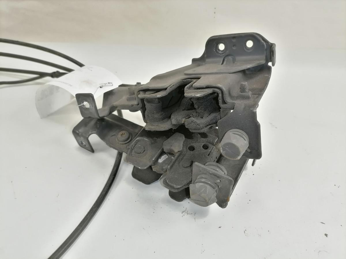 Scania Iluvõre lukk 2557592 - Rács - Teherautó: 3 kép. Scania Iluvõre lukk 2557592 - Rács - Teherautó: 3 kép.