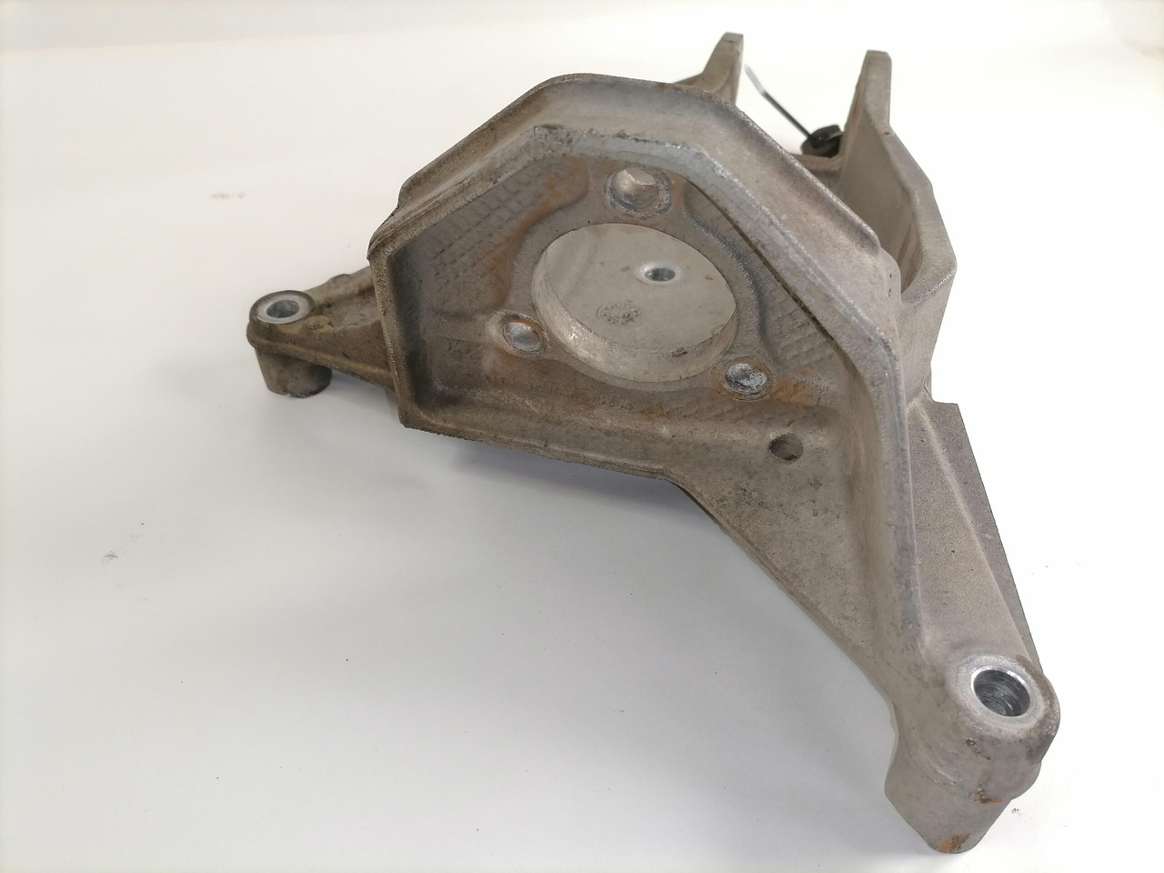 Scania Kabiini õhkpadja kandur 1426195 - Fülke felfüggesztés - Teherautó: 5 kép. Scania Kabiini õhkpadja kandur 1426195 - Fülke felfüggesztés - Teherautó: 5 kép.