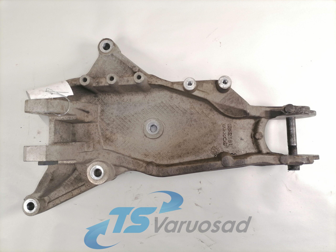 Scania Kabiini õhkpadja kandur 1912828 - Fülke felfüggesztés - Teherautó: 2 kép. Scania Kabiini õhkpadja kandur 1912828 - Fülke felfüggesztés - Teherautó: 2 kép.