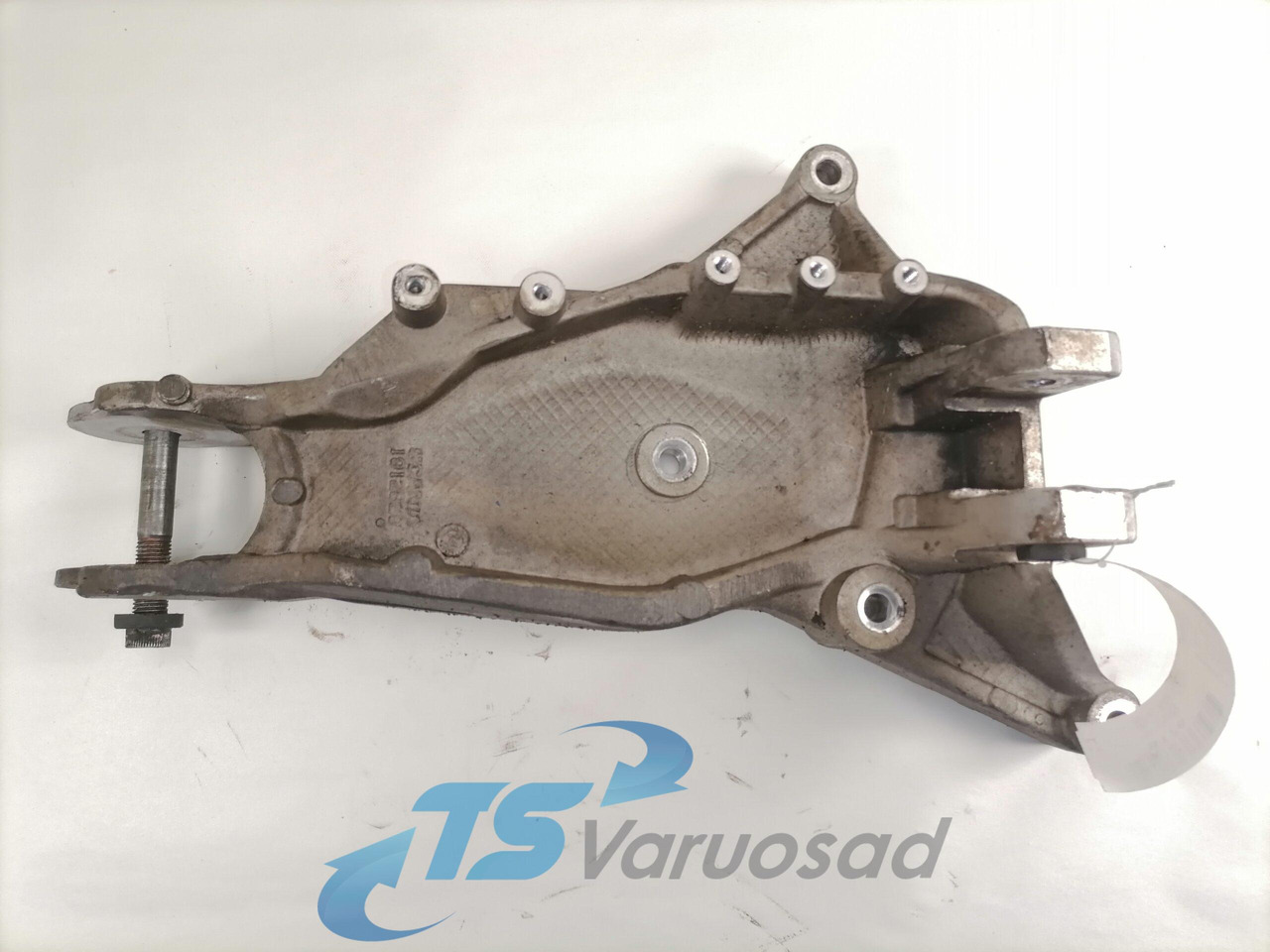 Scania Kabiini õhkpadja kandur 1912829 - Fülke felfüggesztés - Teherautó: 2 kép. Scania Kabiini õhkpadja kandur 1912829 - Fülke felfüggesztés - Teherautó: 2 kép.