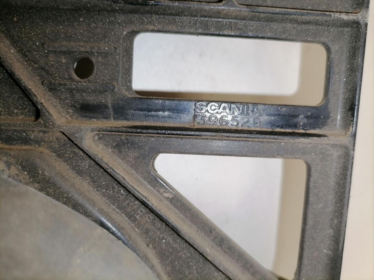 Scania Küljepeegli raam 1396529 - Visszapillantó tükör - Teherautó: 5 kép. Scania Küljepeegli raam 1396529 - Visszapillantó tükör - Teherautó: 5 kép.